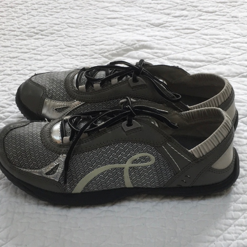 Kalso Earth Shoe Sneaker Prosper Silver 9M